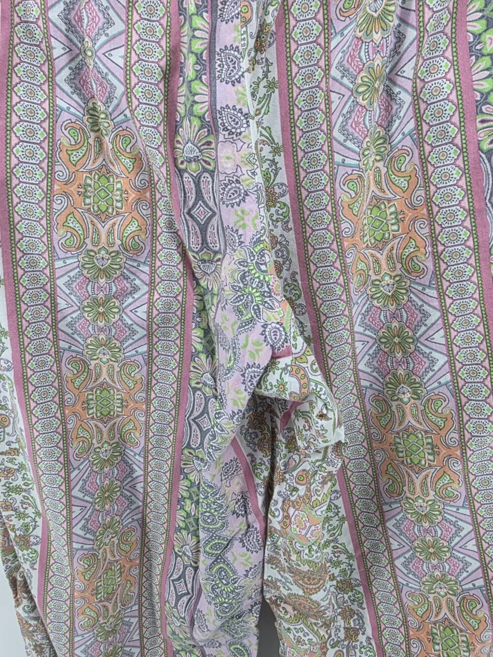 Victoria's Secret Pajama Set Pink Top &‎ Floral Capri Pants – Size S